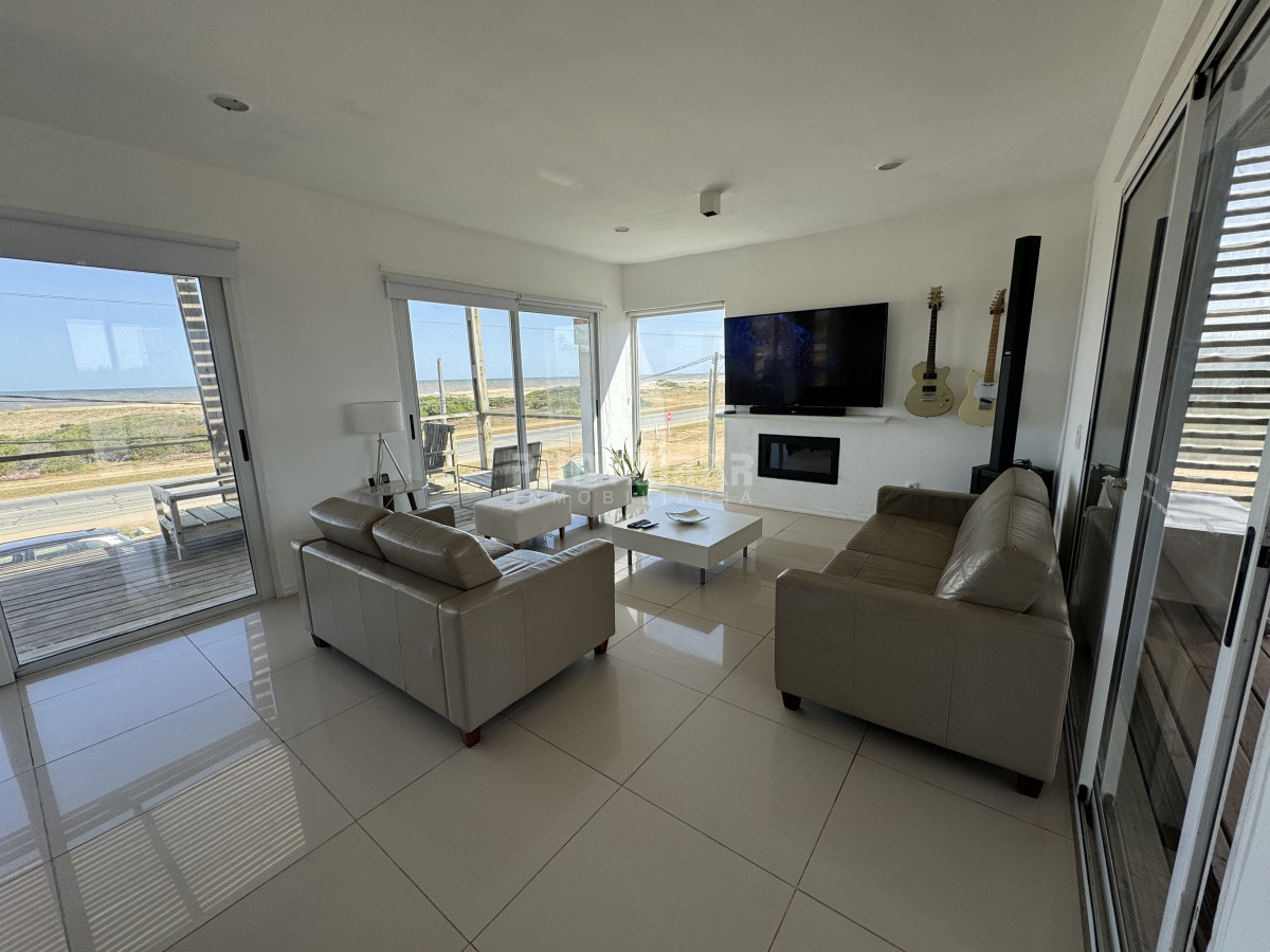 Casa ID.210971 - Casa en alquiler Balneario Bueno Aires frente al mar y piscina climatizada