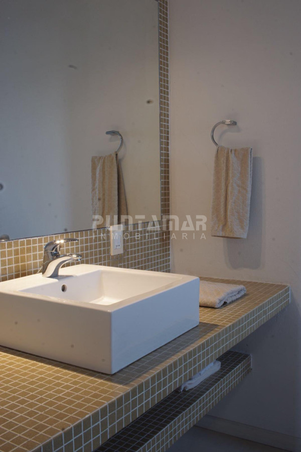 Casa ID.210709 - ALQUILER MODERNA CASA RINCON DEL INDIO 3 DORM Y PISCINA