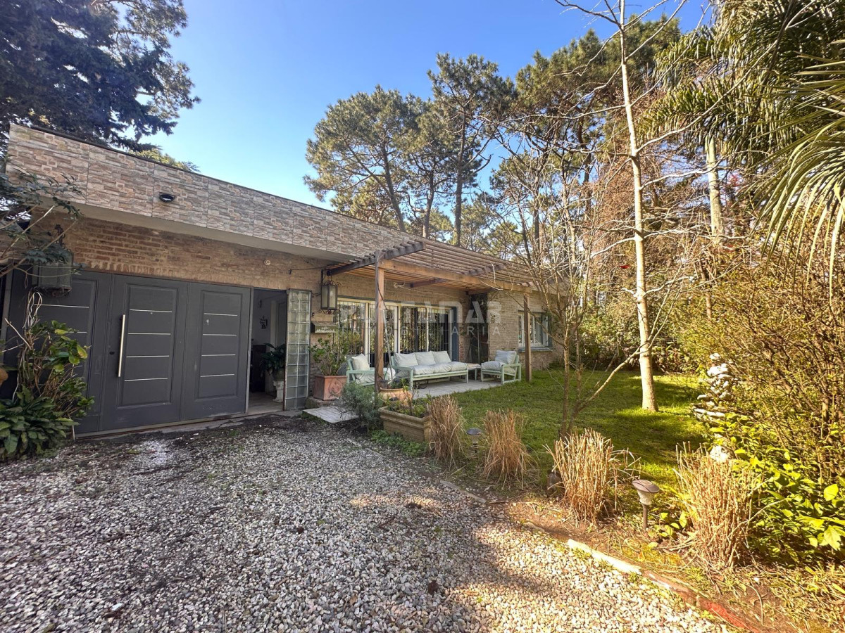 Casa ID.213743 - CALIDA CASA DE 3 DORMITORIOS EN BARRIO SAN RAFAEL