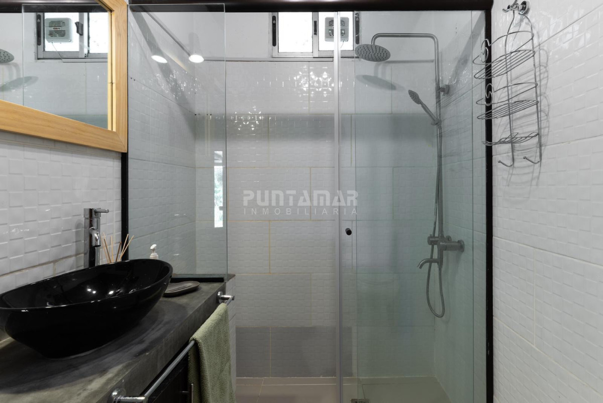 Casa ID.213219 - Casa en La Barra con piscina climatizada en alquiler