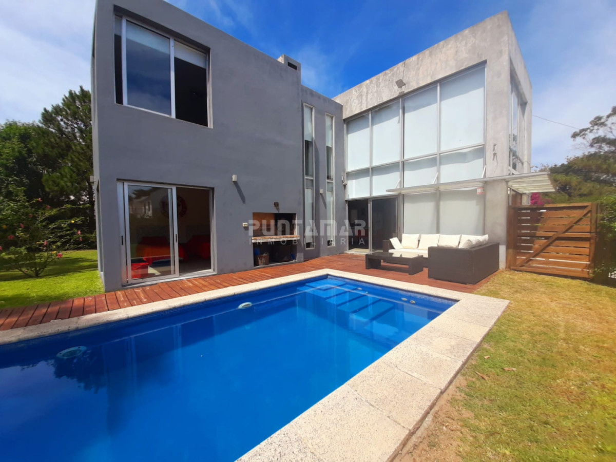 Casa ID.213066 - ESPECTACULAR CASA CON PISCINA A 300 MTS DE LA POSTA DEL CANGREJO