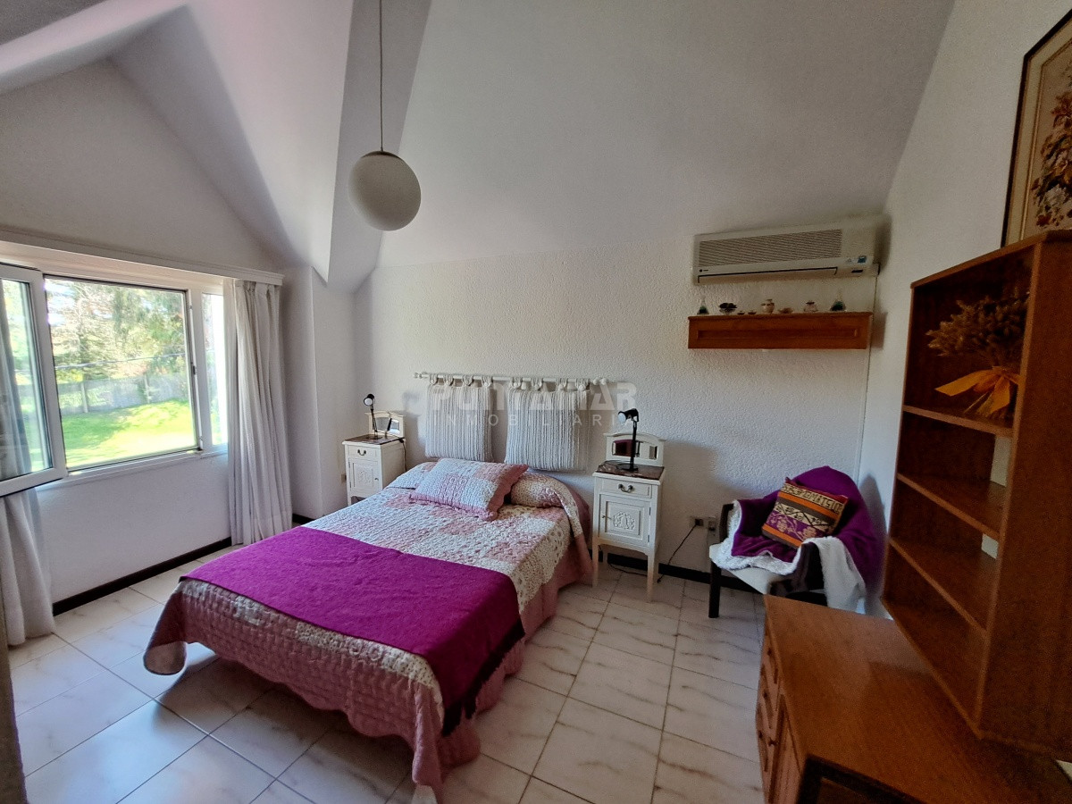 Casa ID.212912 - IMPORTANTE CASA DE 2 PLANTAS  