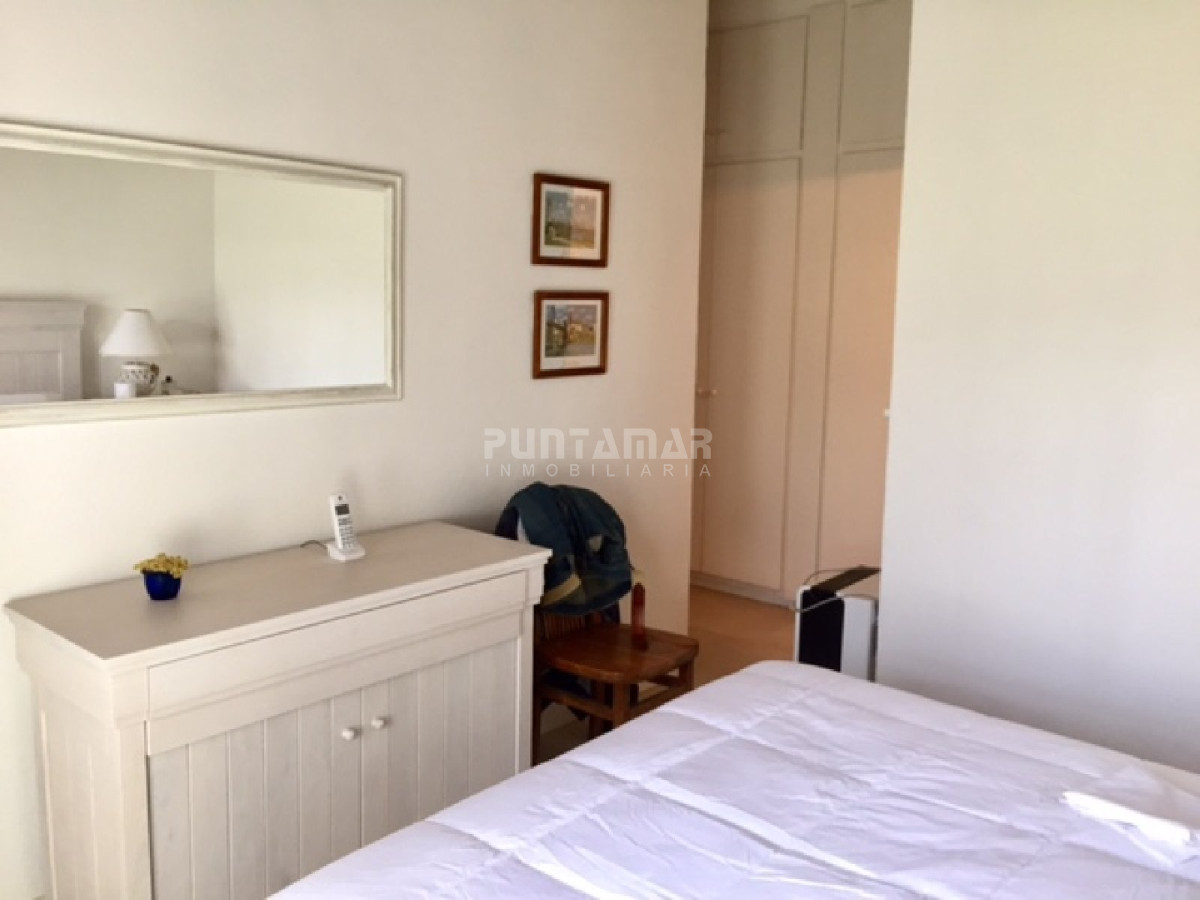 Casa ID.211647 - CASA DE CAMPO 3 DORMITORIOS EN BARRIO CERRADO PUEBLO SAN VICENTE 