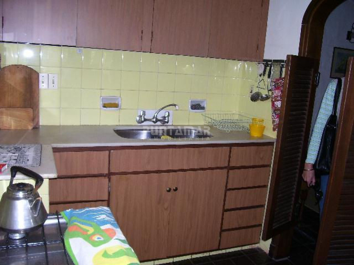 Casa ID.210588 - Bien ubicada en San rafael a una cuada del mercadito y 3 de la playa