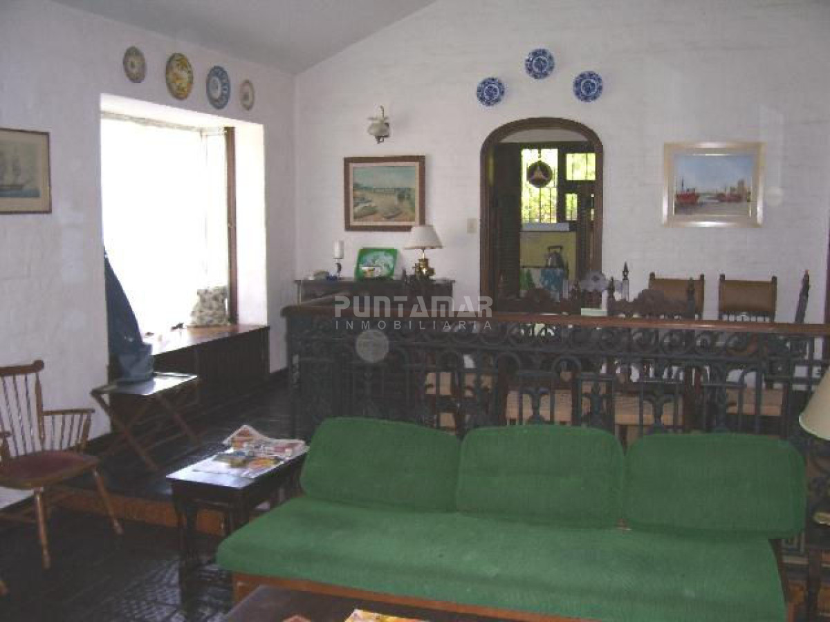 Casa ID.210588 - Bien ubicada en San rafael a una cuada del mercadito y 3 de la playa
