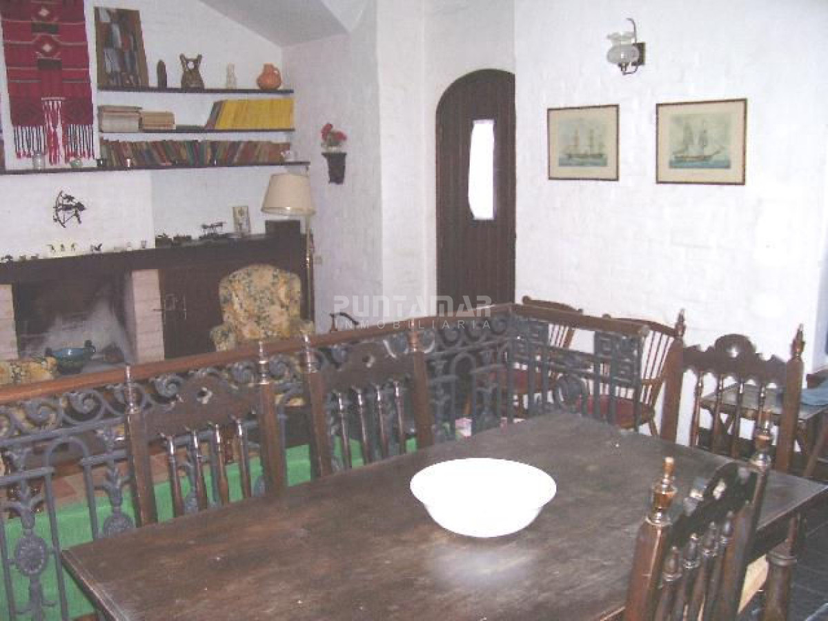 Casa ID.210588 - Bien ubicada en San rafael a una cuada del mercadito y 3 de la playa
