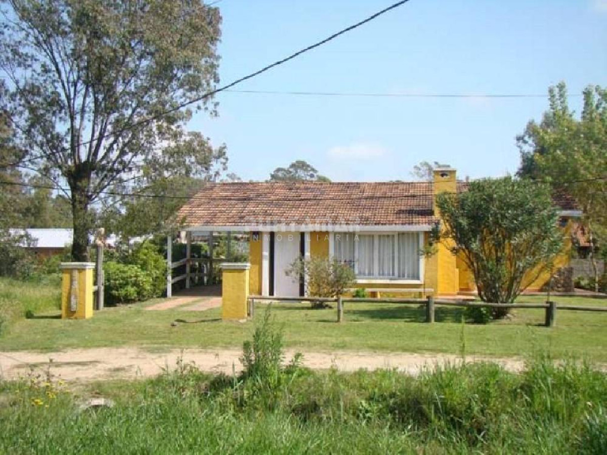 Casa ID.210754 - CASA EN ALQUILER ANUAL EN LA BARRA, EL TESORO 3 DORMITORIOS 2 BAÑOS
