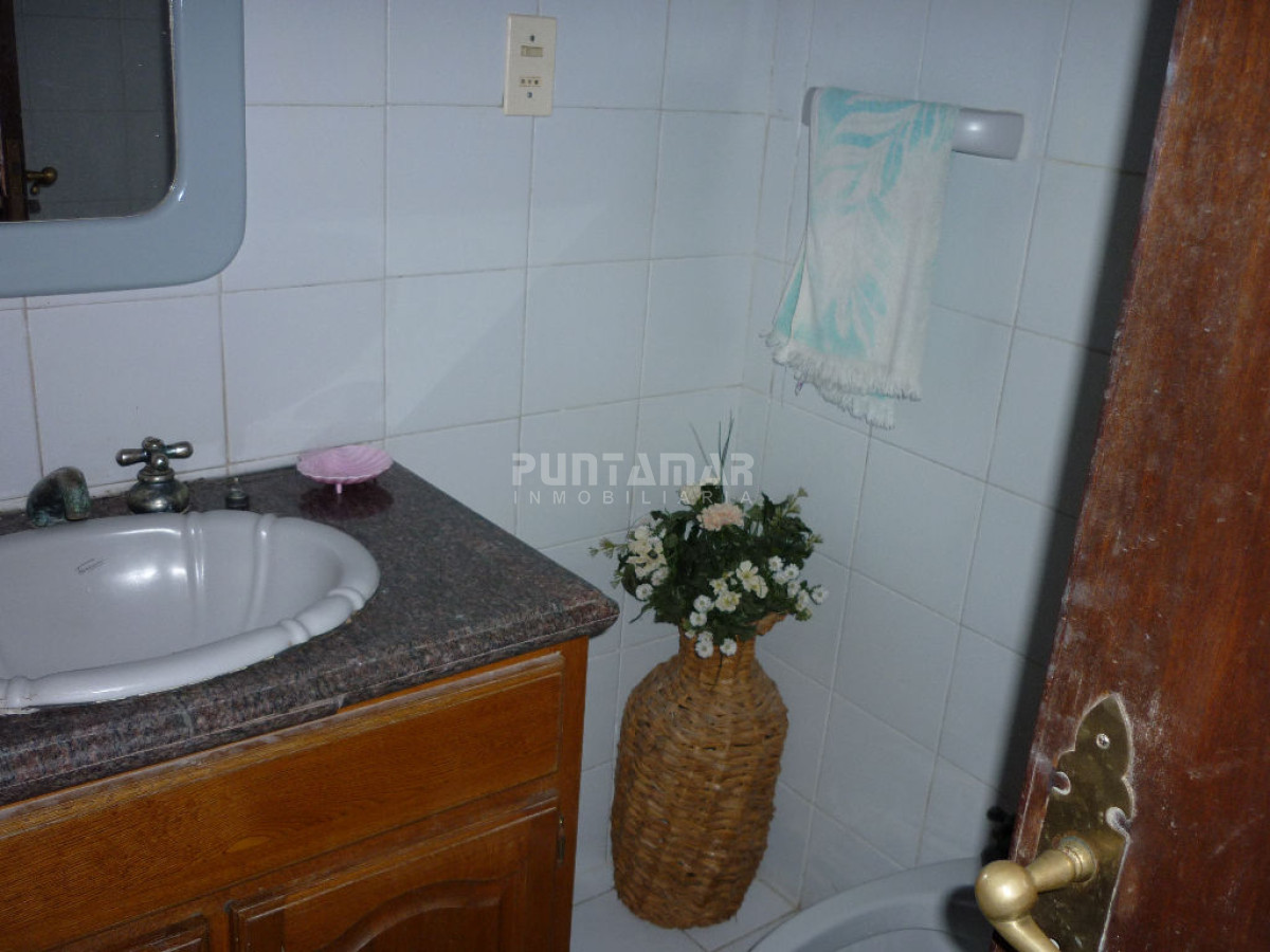 Casa ID.210774 - VENTA DE CASA EN MONTOYA CUATRO DORMITORIOS 