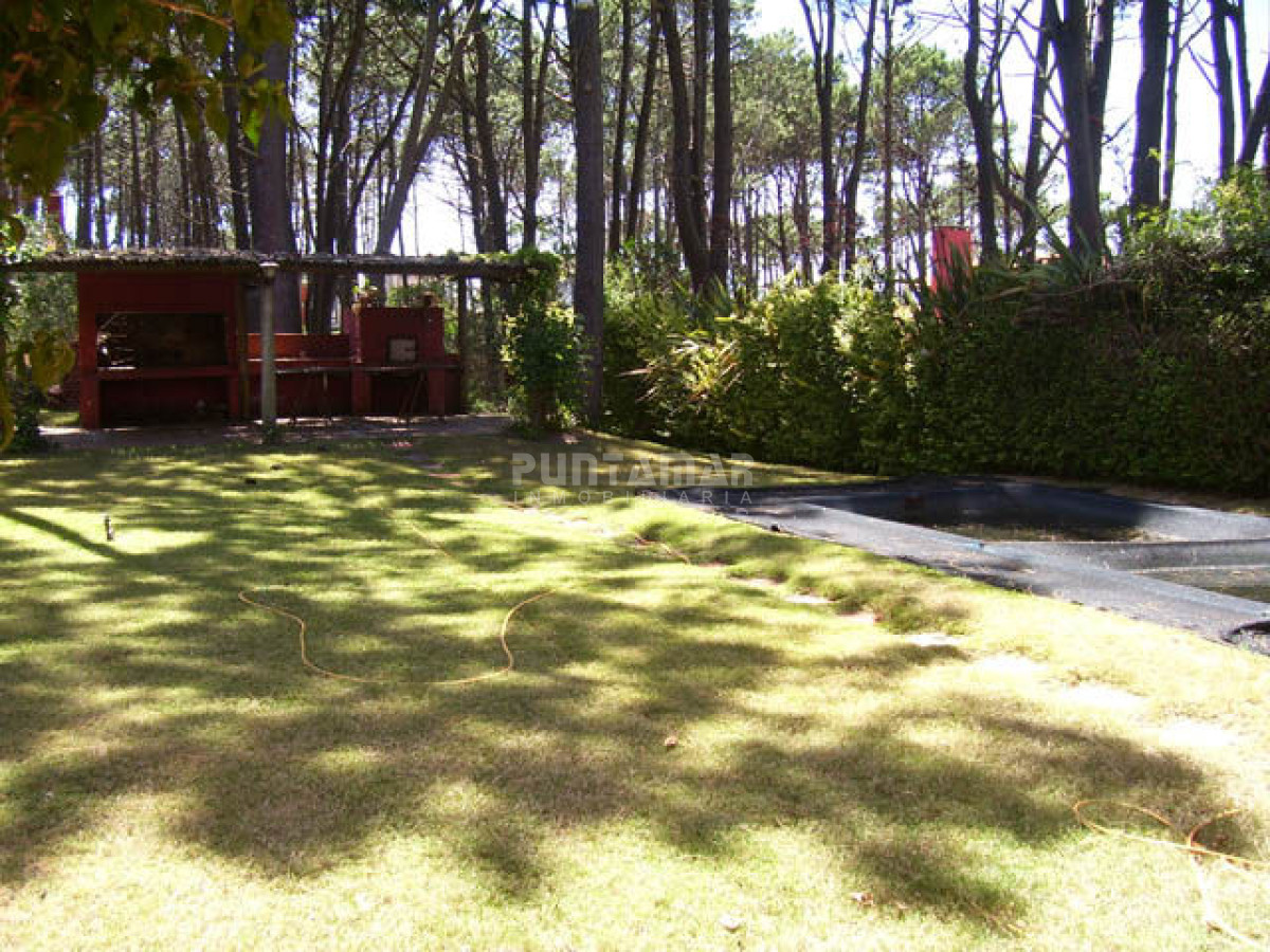 Casa ID.210774 - VENTA DE CASA EN MONTOYA CUATRO DORMITORIOS 