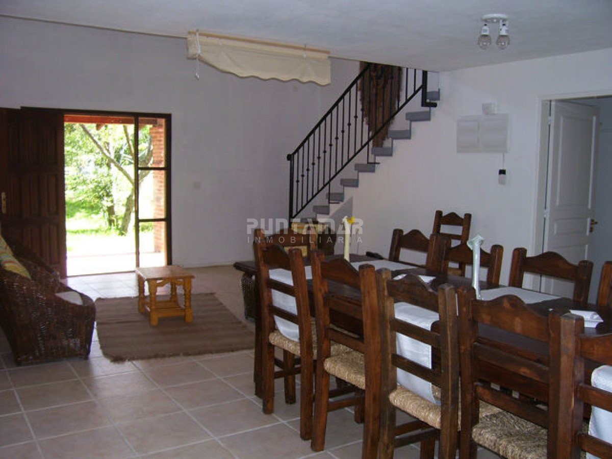 Casa ID.210799 - CASA EN ALQUILER EN LA BARRA DE 5 DORMITORIOS A METROS DE LA PLAYA