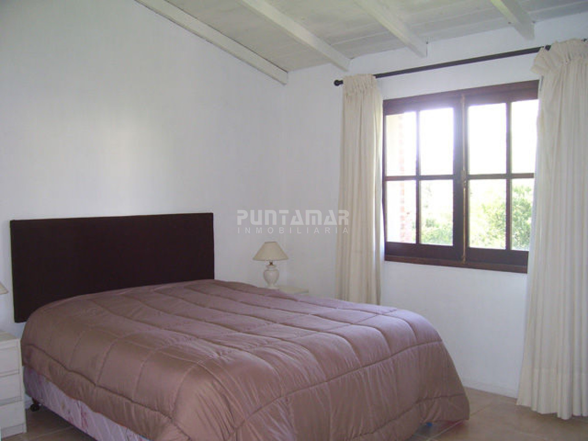 Casa ID.210799 - CASA EN ALQUILER EN LA BARRA DE 5 DORMITORIOS A METROS DE LA PLAYA