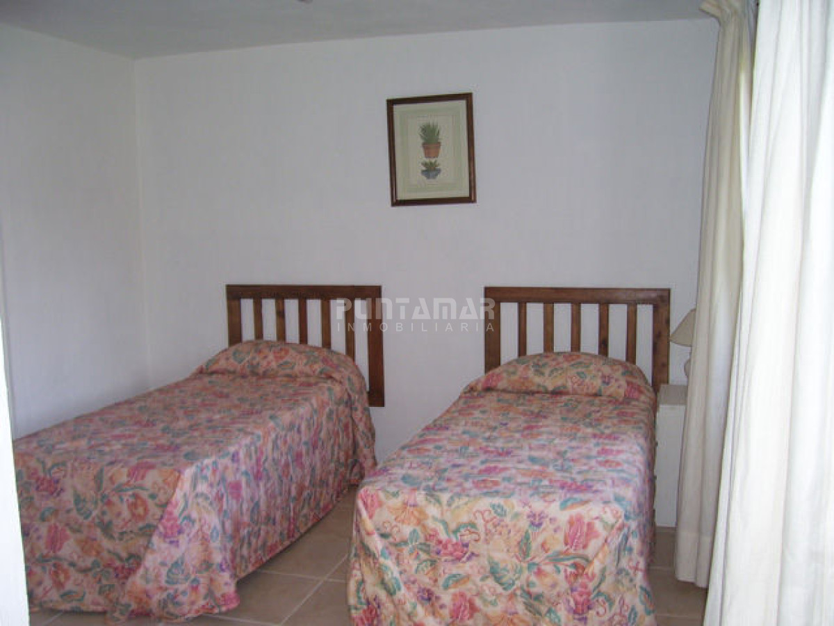 Casa ID.210799 - CASA EN ALQUILER EN LA BARRA DE 5 DORMITORIOS A METROS DE LA PLAYA