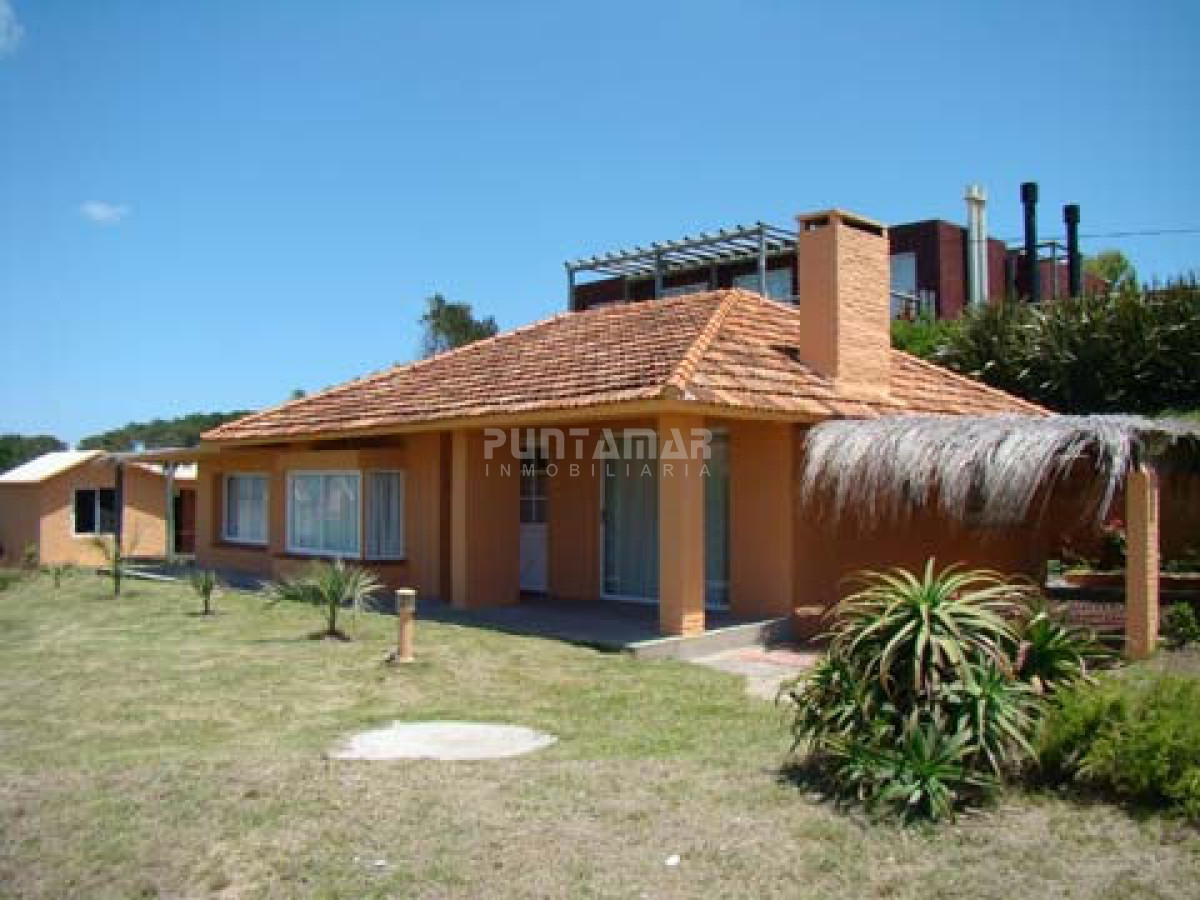 Casa ID.210813 - ALQUILER CASA EN MONTOYA FRENTE AL MAR