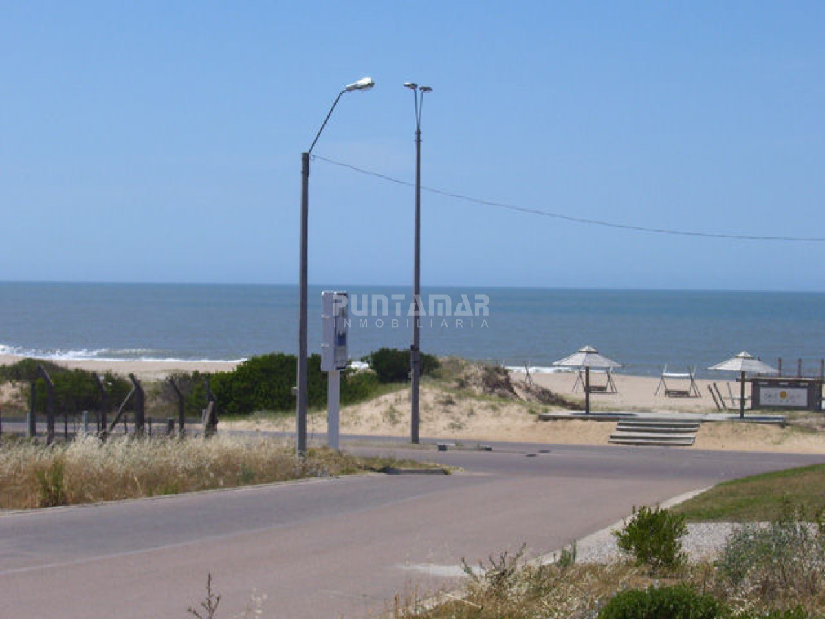 Casa ID.210813 - ALQUILER CASA EN MONTOYA FRENTE AL MAR