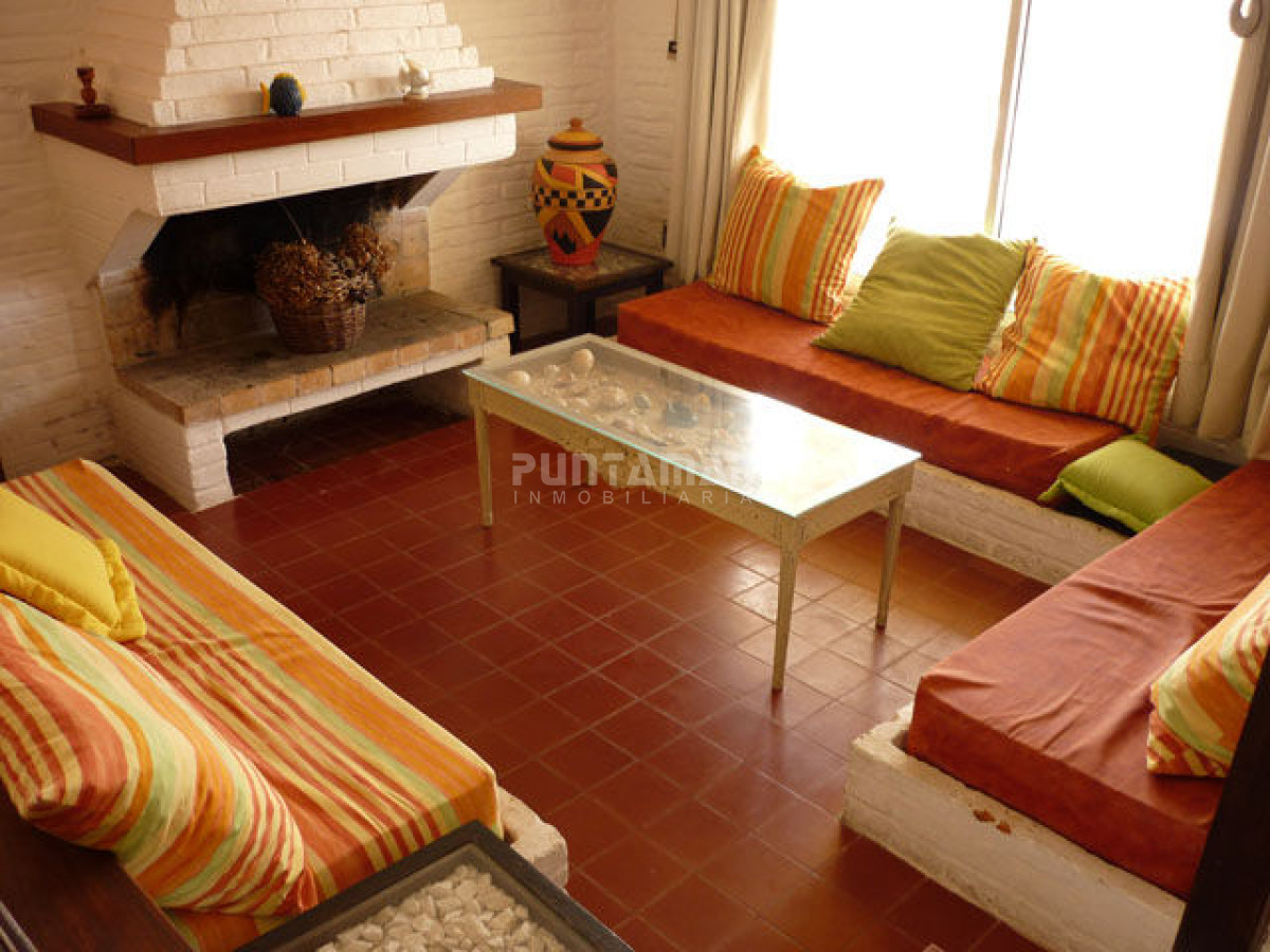 Casa ID.210813 - ALQUILER CASA EN MONTOYA FRENTE AL MAR