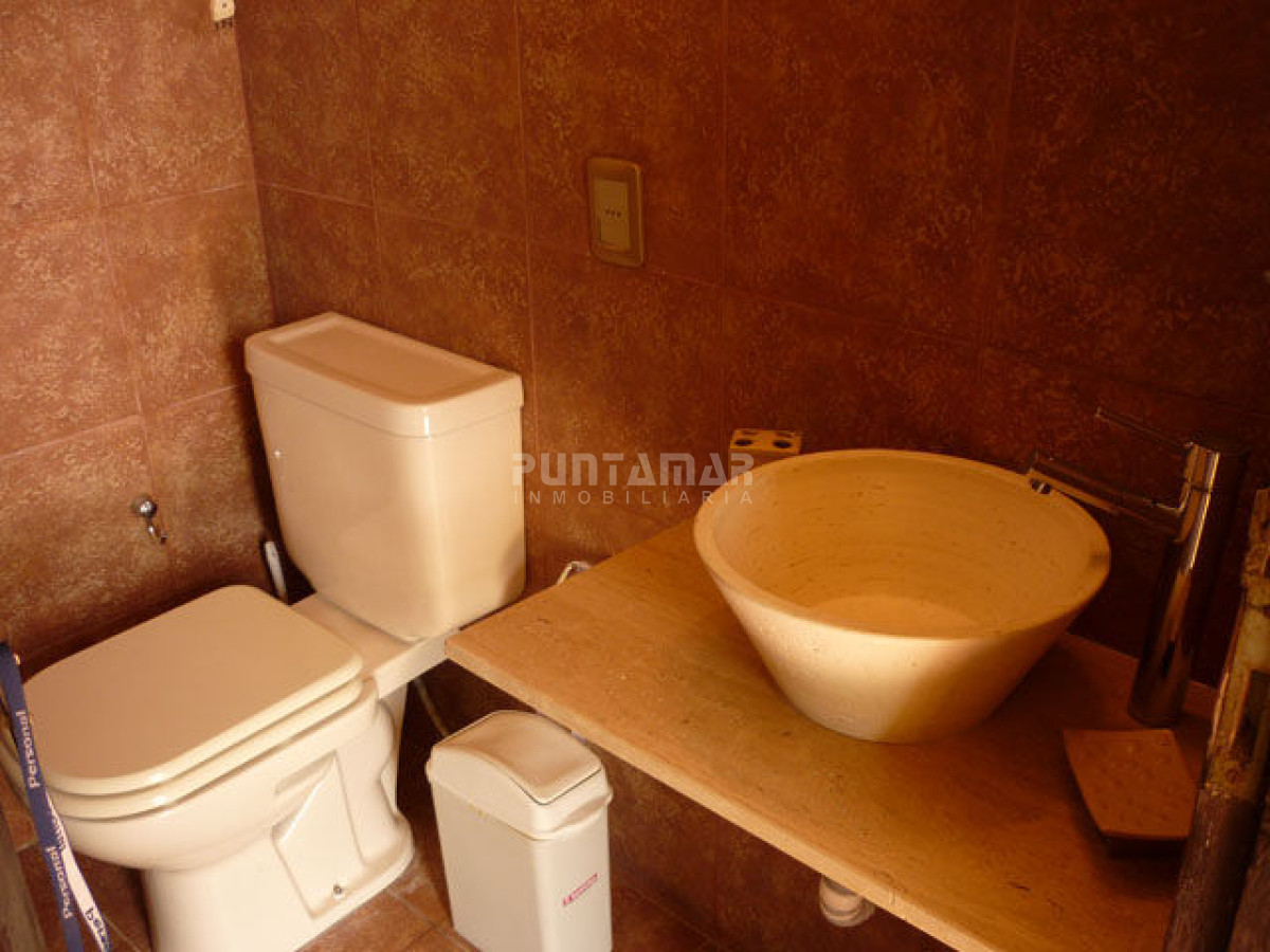 Casa ID.210813 - ALQUILER CASA EN MONTOYA FRENTE AL MAR