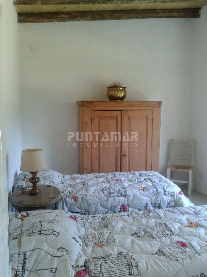 Casa ID.210842 - Casa de 5 dormitorios en alquiler en Montoya