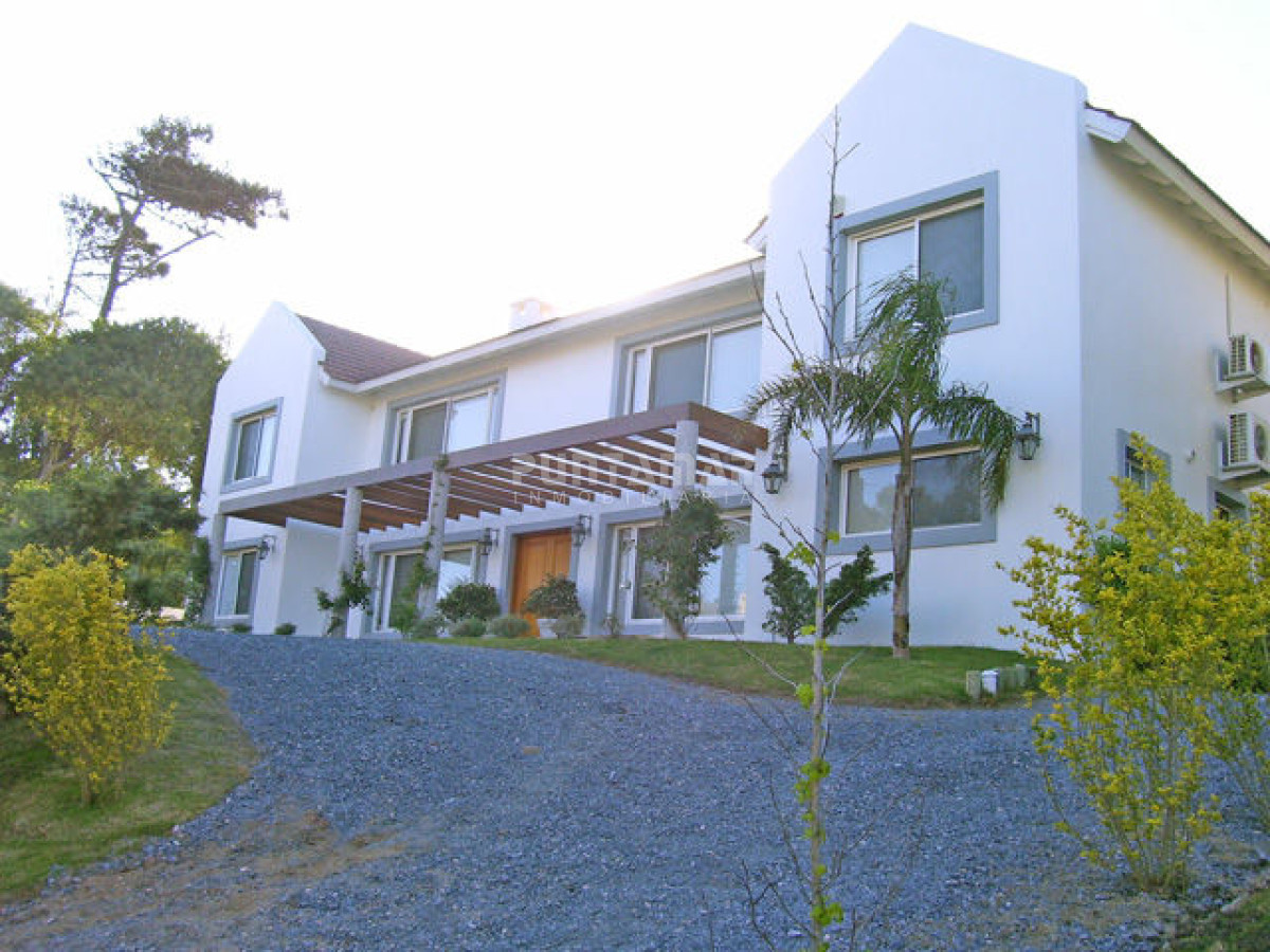 Casa ID.210863 - ESPECTACULAR CASA CON PISCINA Y JACUZZI EN MONTOYA 