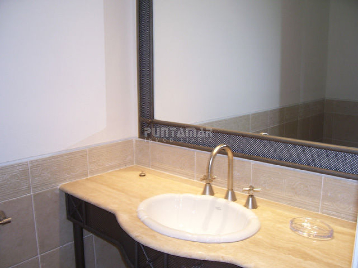 Casa ID.210863 - ESPECTACULAR CASA CON PISCINA Y JACUZZI EN MONTOYA 