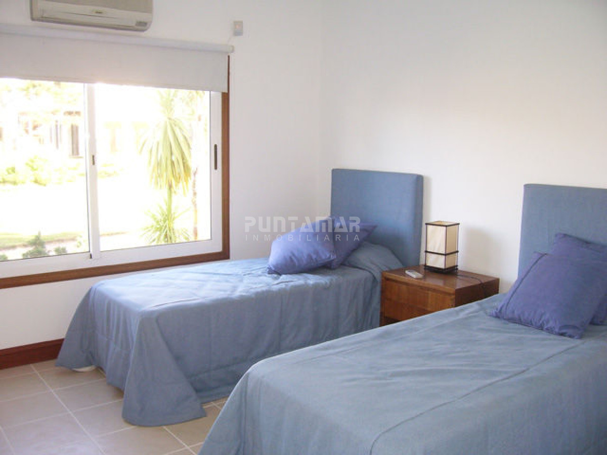 Casa ID.210863 - ESPECTACULAR CASA CON PISCINA Y JACUZZI EN MONTOYA 