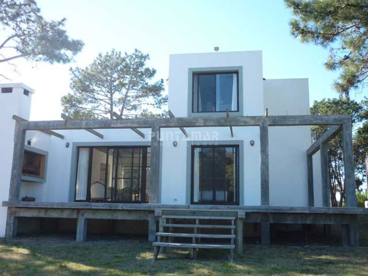 Casa ID.210907 - Casa ubicada a pocos metros de El atajo de La Barra cerca de Montoya