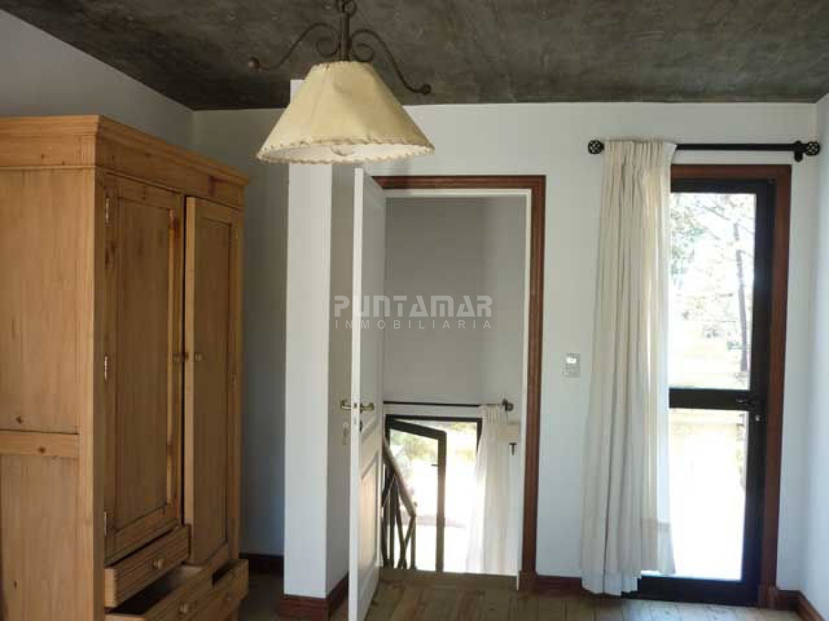 Casa ID.210907 - Casa ubicada a pocos metros de El atajo de La Barra cerca de Montoya