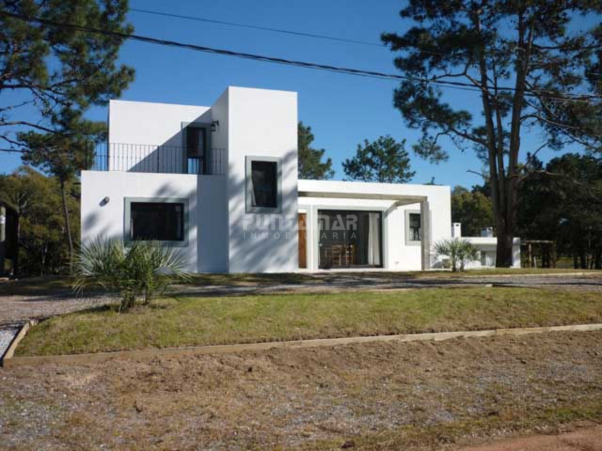 Casa ID.210907 - Casa ubicada a pocos metros de El atajo de La Barra cerca de Montoya