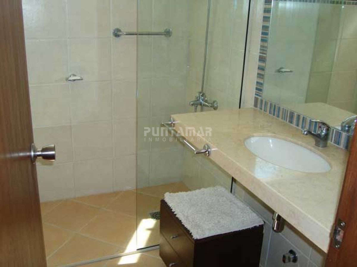 Casa ID.210913 - Casa en Montoya, 3 dormitorios *