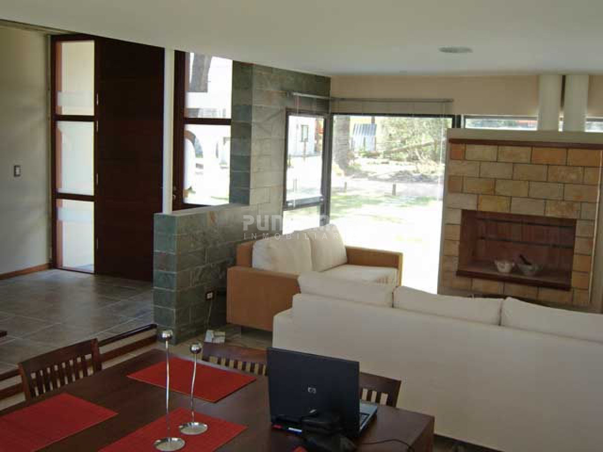 Casa ID.210913 - Casa en Montoya, 3 dormitorios *