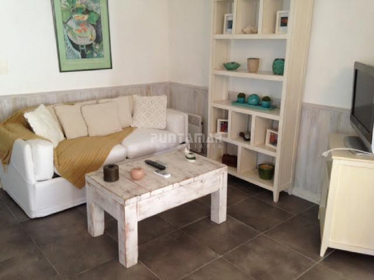 Casa ID.210933 - Casa en alquiler en La Barra, 4 dormitorios, piscina