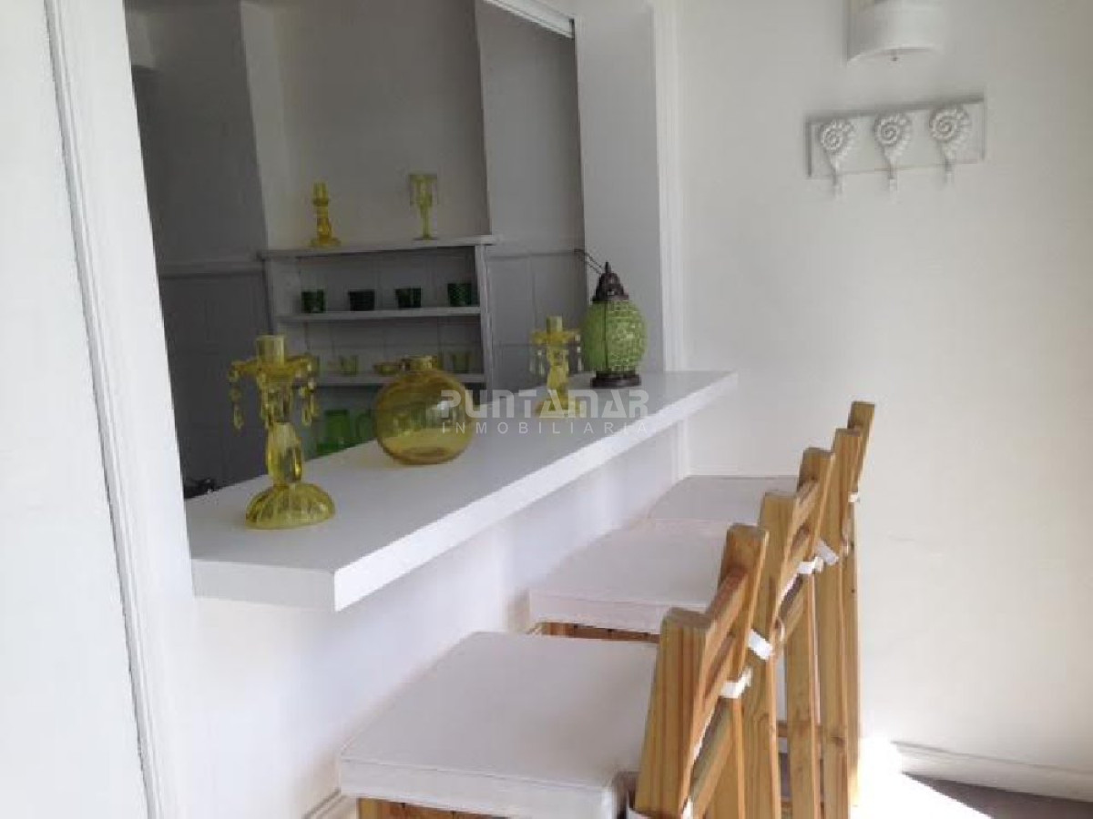 Casa ID.210933 - Casa en alquiler en La Barra, 4 dormitorios, piscina