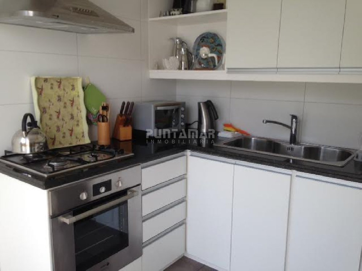 Casa ID.210933 - Casa en alquiler en La Barra, 4 dormitorios, piscina