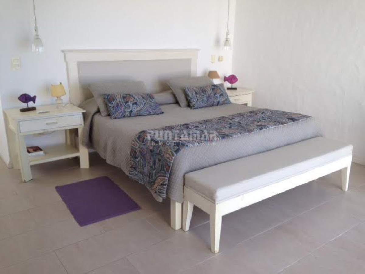 Casa ID.210933 - Casa en alquiler en La Barra, 4 dormitorios, piscina