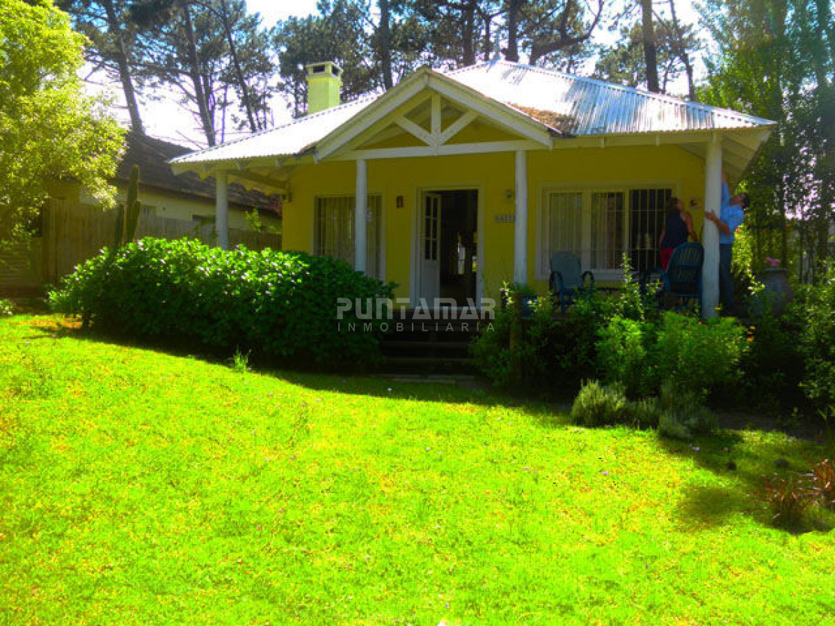 Casa ID.210966 - MONTOYA A 3 CUADRAS DEL MAR Y UNA DEL MANTRA