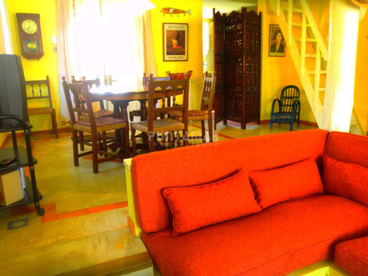 Casa ID.210966 - MONTOYA A 3 CUADRAS DEL MAR Y UNA DEL MANTRA