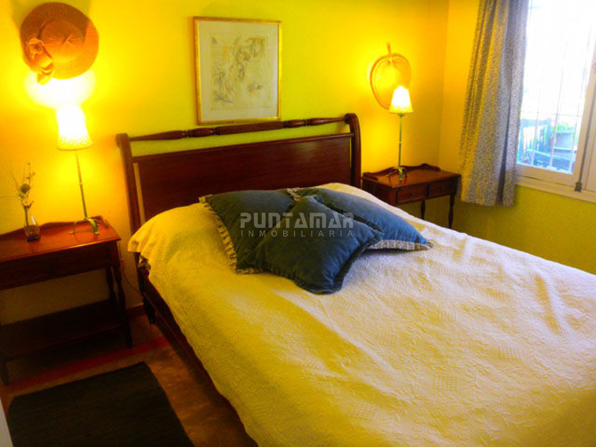 Casa ID.210966 - MONTOYA A 3 CUADRAS DEL MAR Y UNA DEL MANTRA