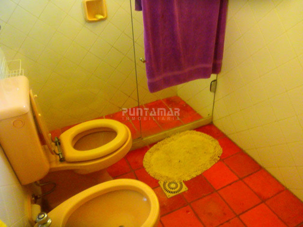 Casa ID.210966 - MONTOYA A 3 CUADRAS DEL MAR Y UNA DEL MANTRA