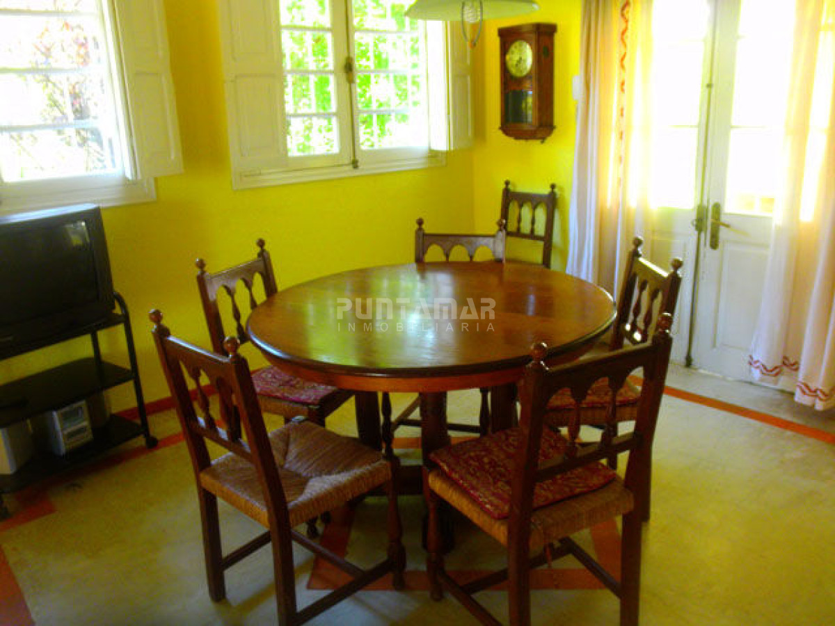 Casa ID.210966 - MONTOYA A 3 CUADRAS DEL MAR Y UNA DEL MANTRA