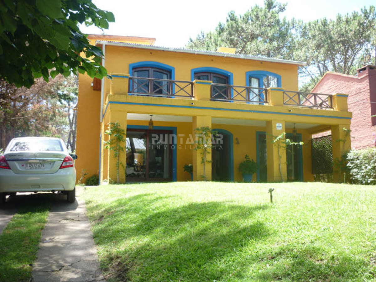 Casa ID.210973 - Casa en alquiler en Montoya, La Barra