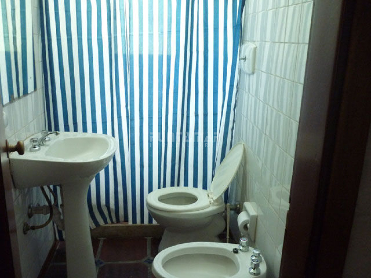 Casa ID.210973 - Casa en alquiler en Montoya, La Barra