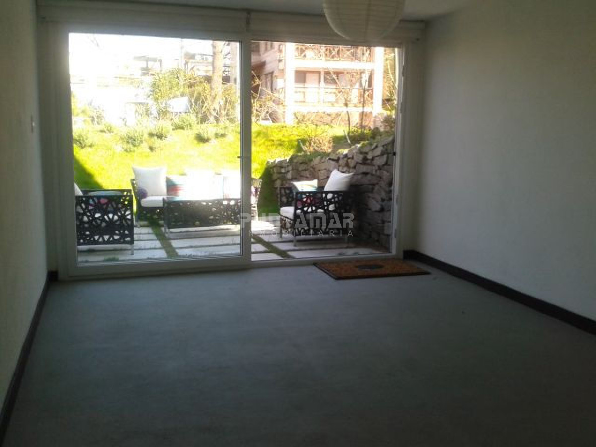 Casa ID.210977 - ALQUILER DE CASA EN MONTOYA 3 DORMITORIOS CON PISCINA