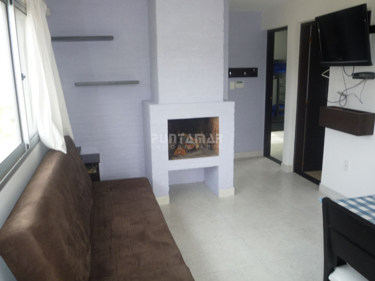 Casa ID.210983 - CASA DE DOCS DORMITORIOS EN LA BARRA, GRAN PARQUE