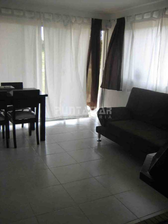 Casa ID.210983 - CASA DE DOCS DORMITORIOS EN LA BARRA, GRAN PARQUE