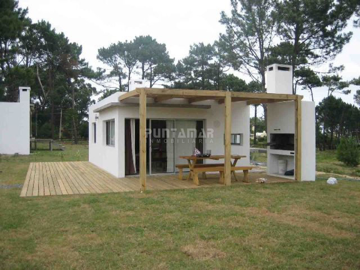 Casa ID.210983 - CASA DE DOCS DORMITORIOS EN LA BARRA, GRAN PARQUE