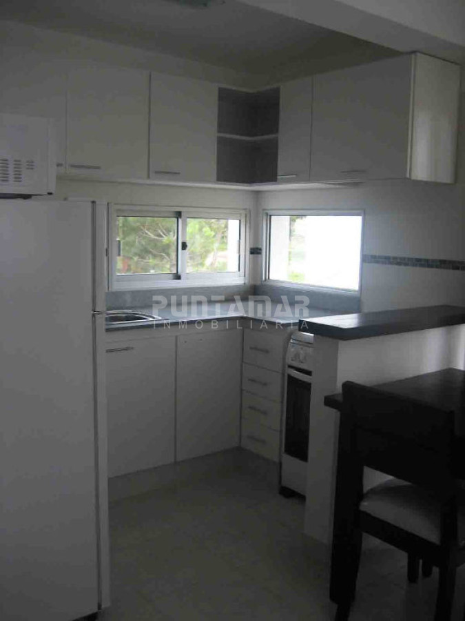 Casa ID.210983 - CASA DE DOCS DORMITORIOS EN LA BARRA, GRAN PARQUE