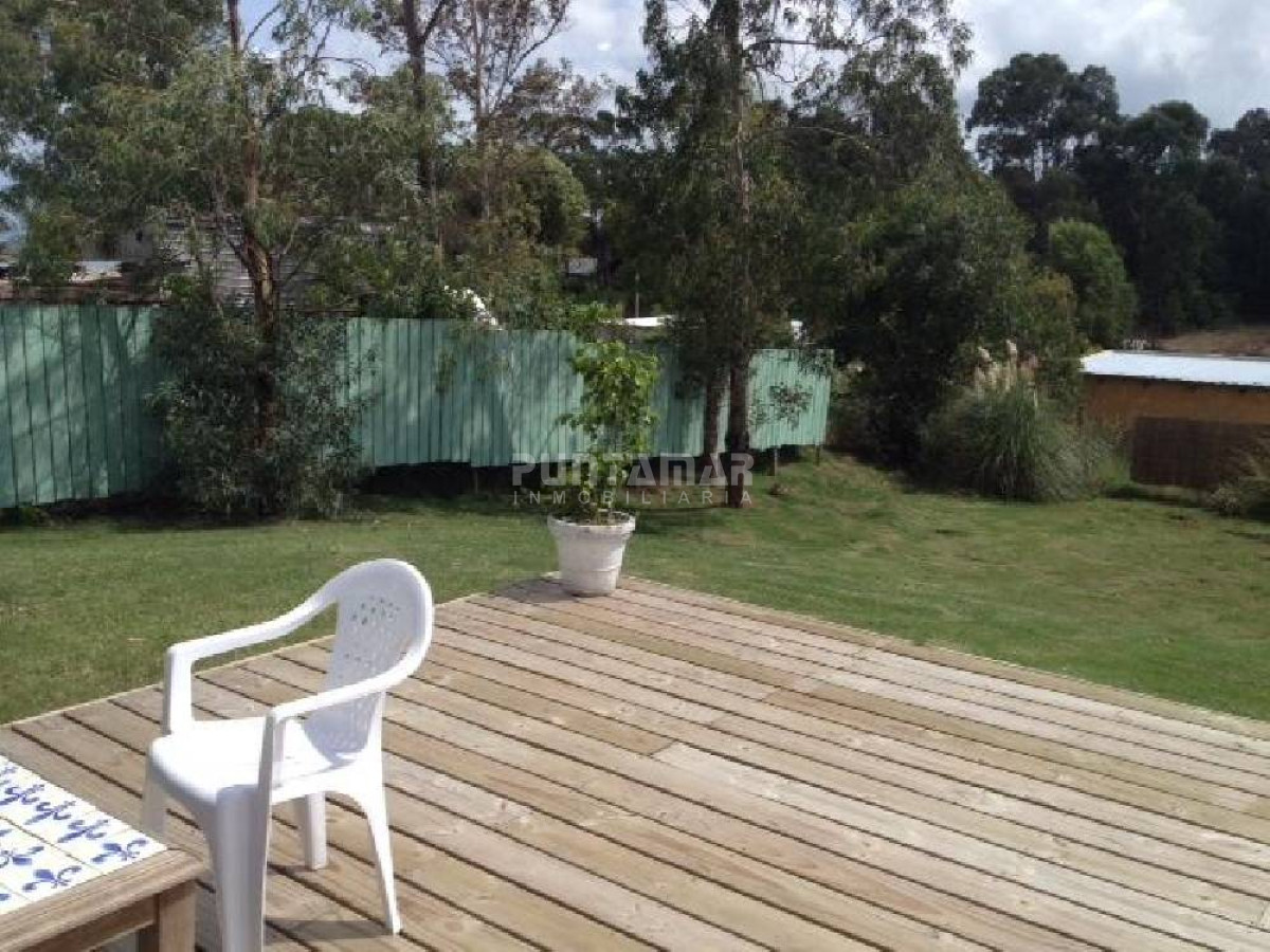 Casa ID.211041 - ALQUILER MUY LINDA CASA EN LA BARRA 3 DORMITORIOS 2 BAÑOS 