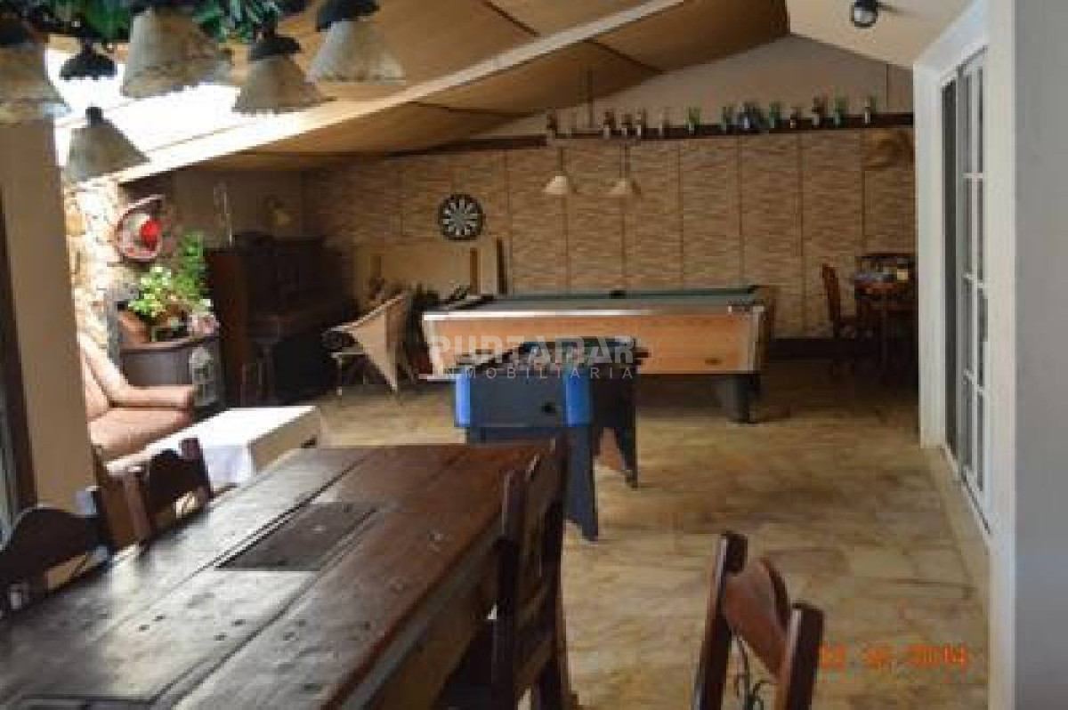 Casa ID.211045 - Casa en Pinares, 3 dormitorios *