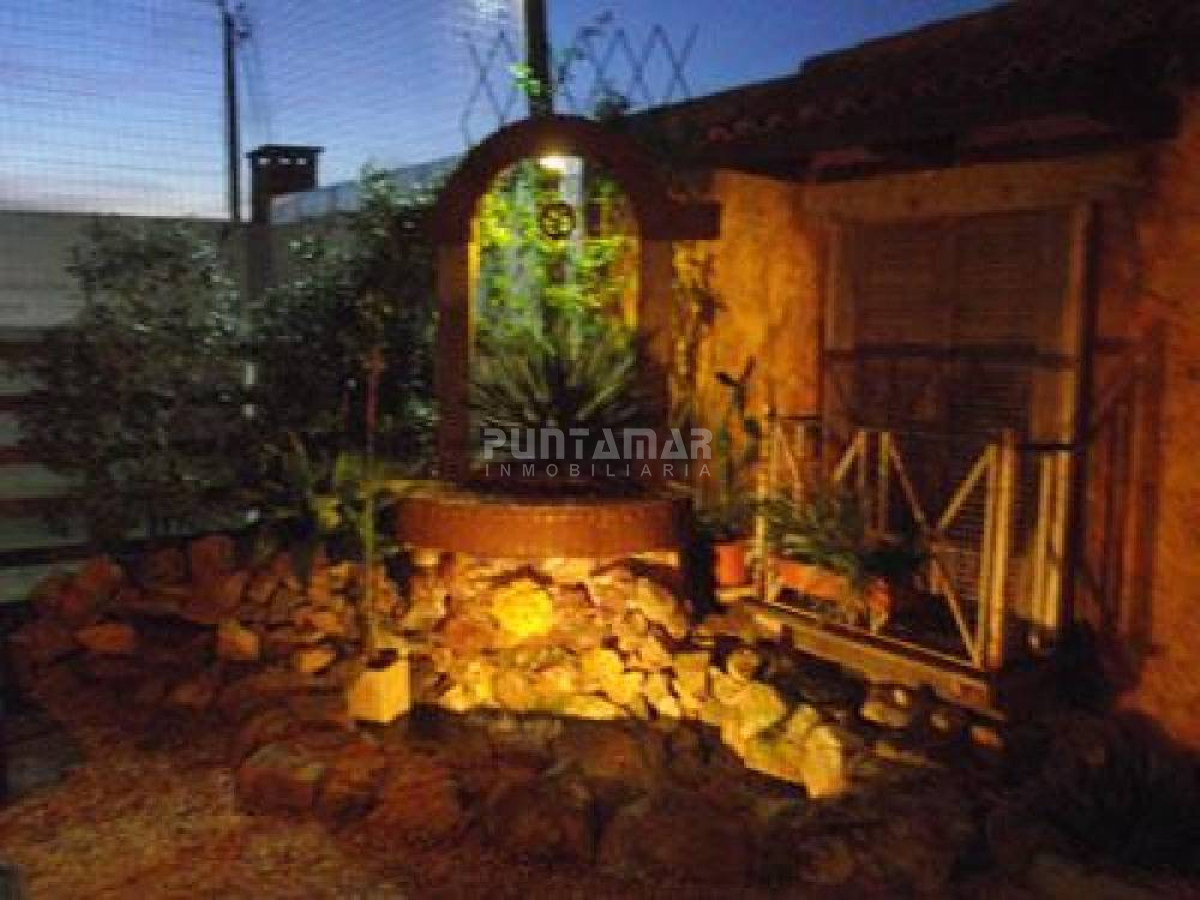 Casa ID.211045 - Casa en Pinares, 3 dormitorios *