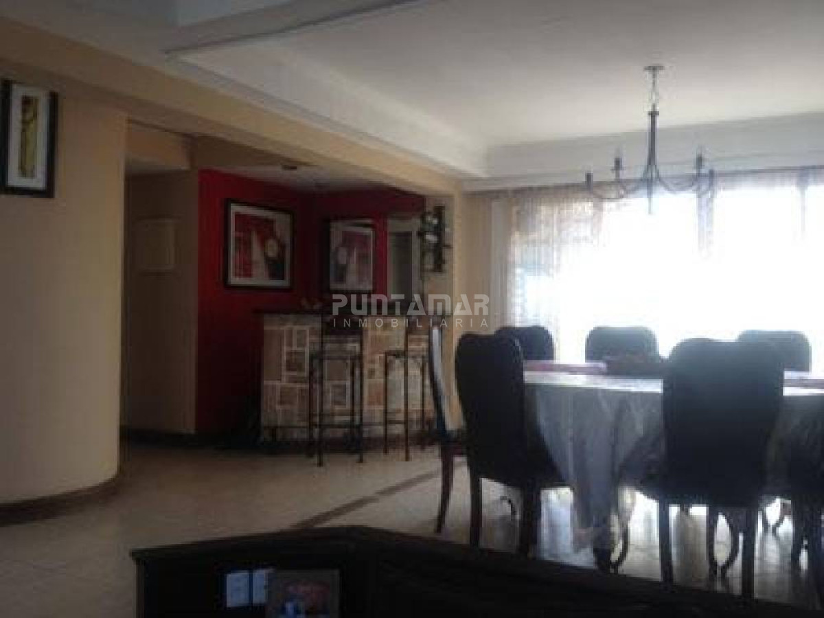 Casa ID.211045 - Casa en Pinares, 3 dormitorios *