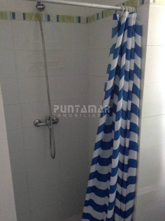 Casa ID.211071 - MUY LINDA CASA DE 4 DORMITORIOS CON PISCINA EN LA BARRA 
